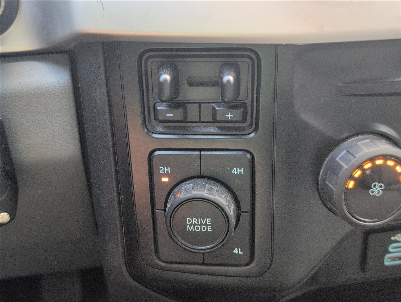 Ford F-350 SD  2023