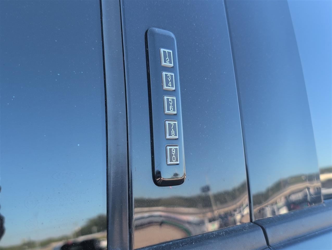 Ford F-250 SD  2020