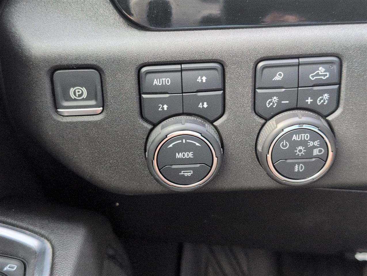 Chevrolet Silverado 1500  2024