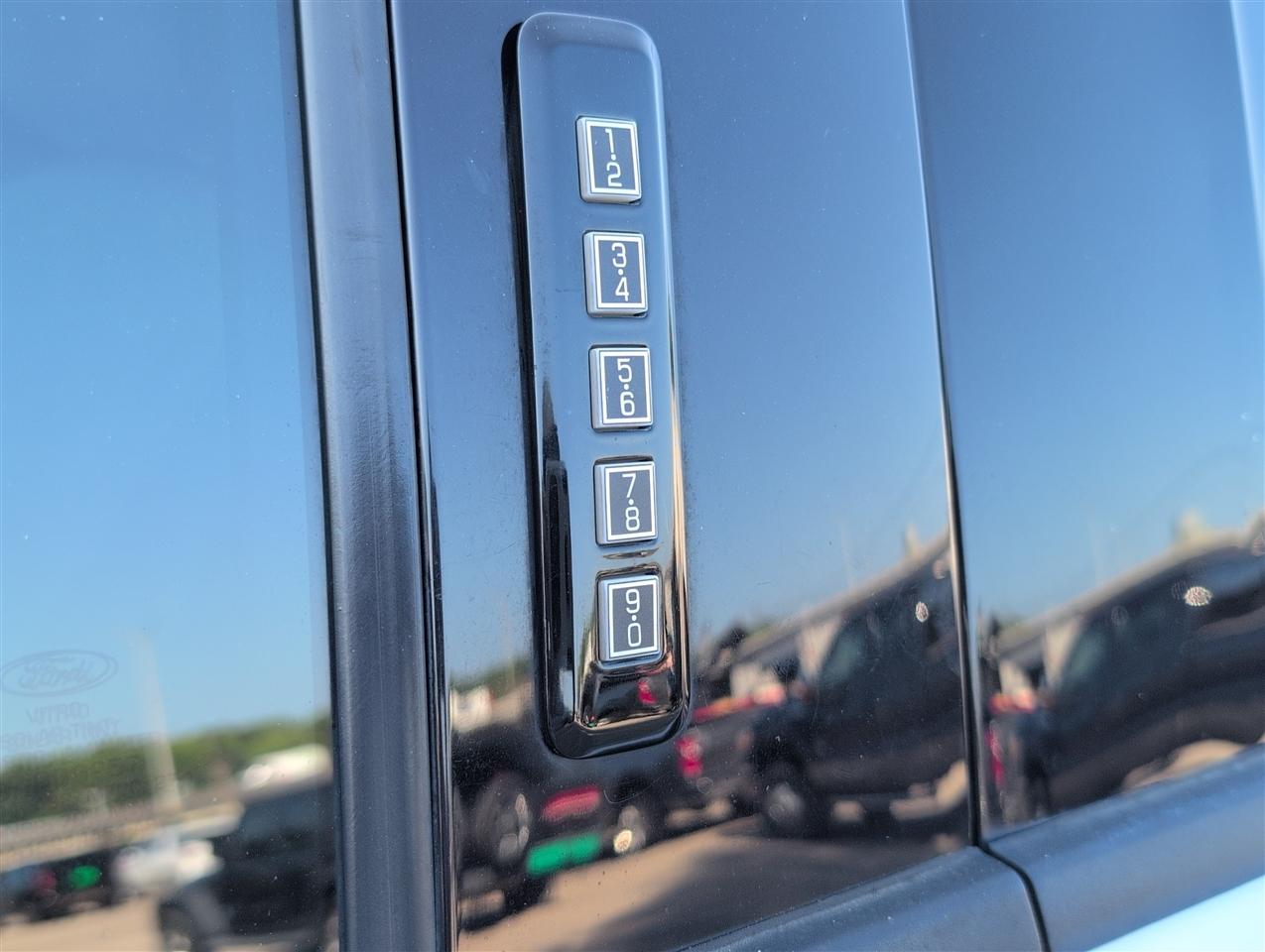 Ford F-150  2022