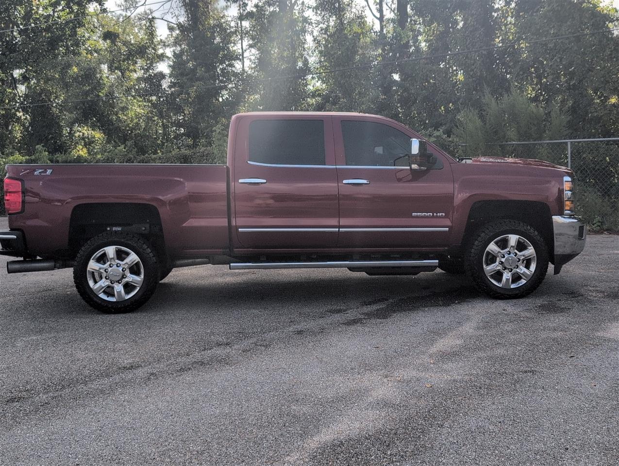 Chevrolet Silverado photo 6