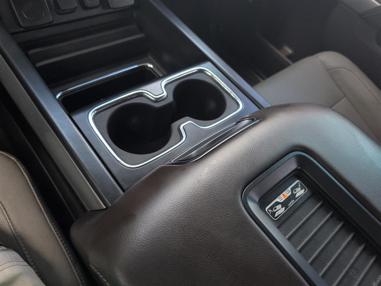 Chevrolet Silverado photo 22