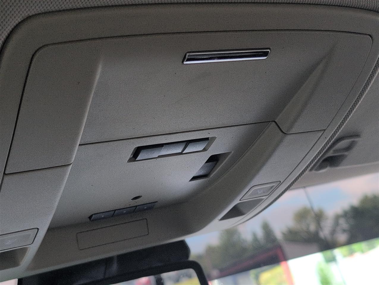 Chevrolet Silverado photo 30