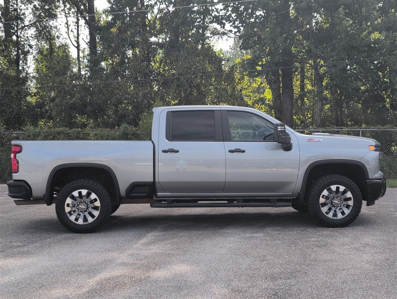 Chevrolet Silverado HD photo 6