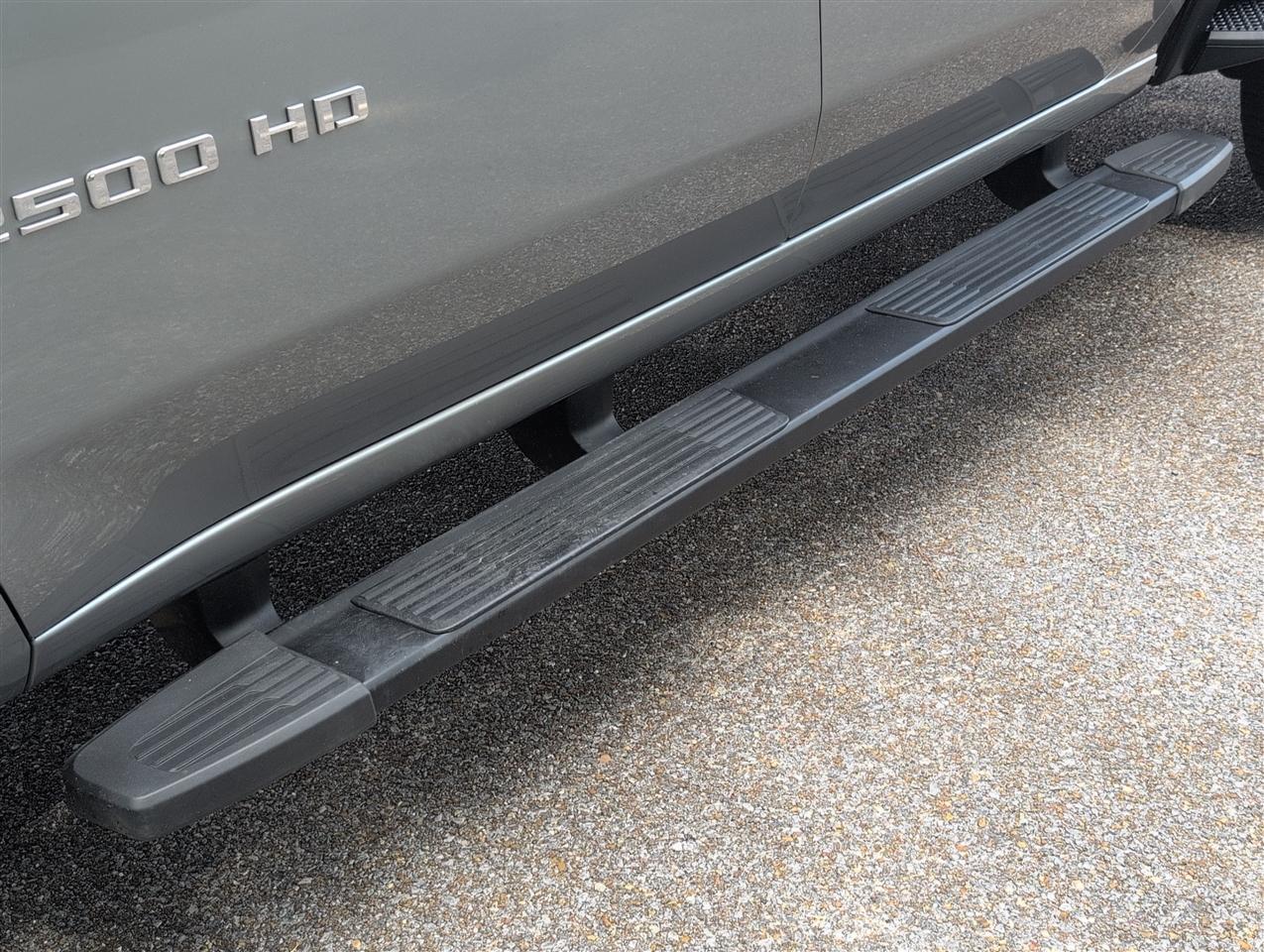 Chevrolet Silverado HD photo 10