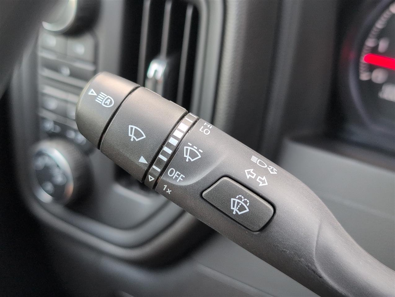 Chevrolet Silverado HD photo 27