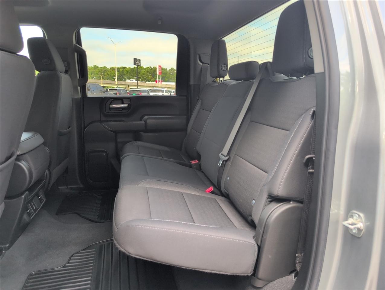 Chevrolet Silverado HD photo 30