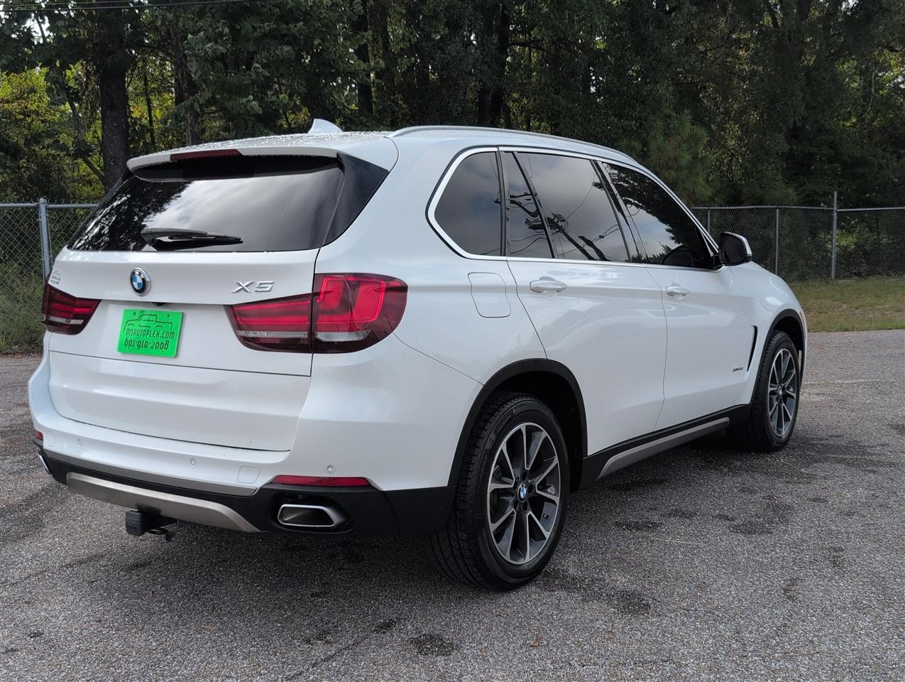 BMW X5 photo 5