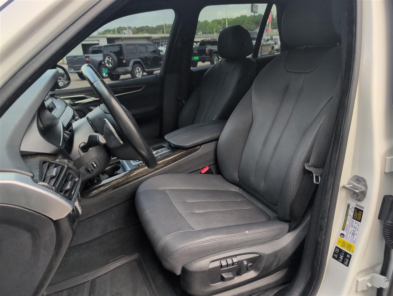 BMW X5 photo 10