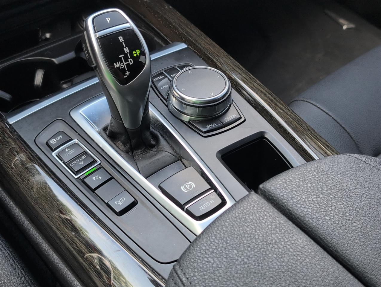 BMW X5 photo 21