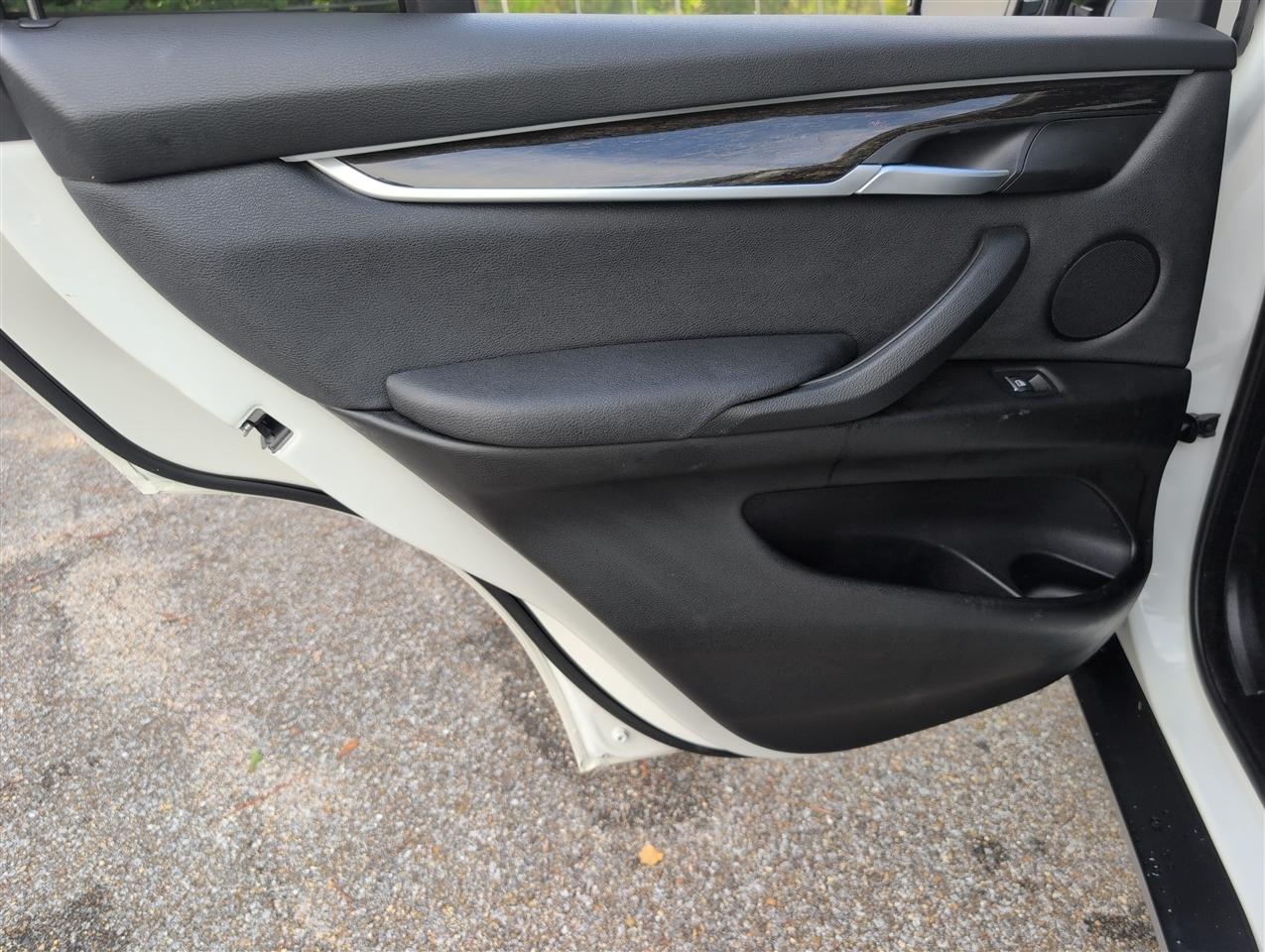 BMW X5 photo 33