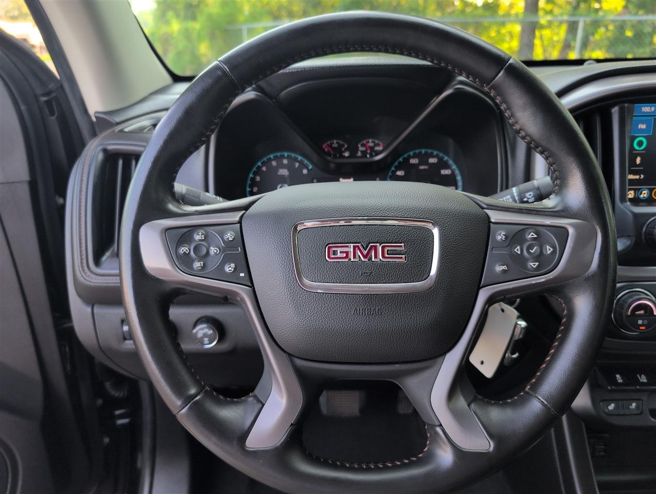 GMC Canyon photo 22