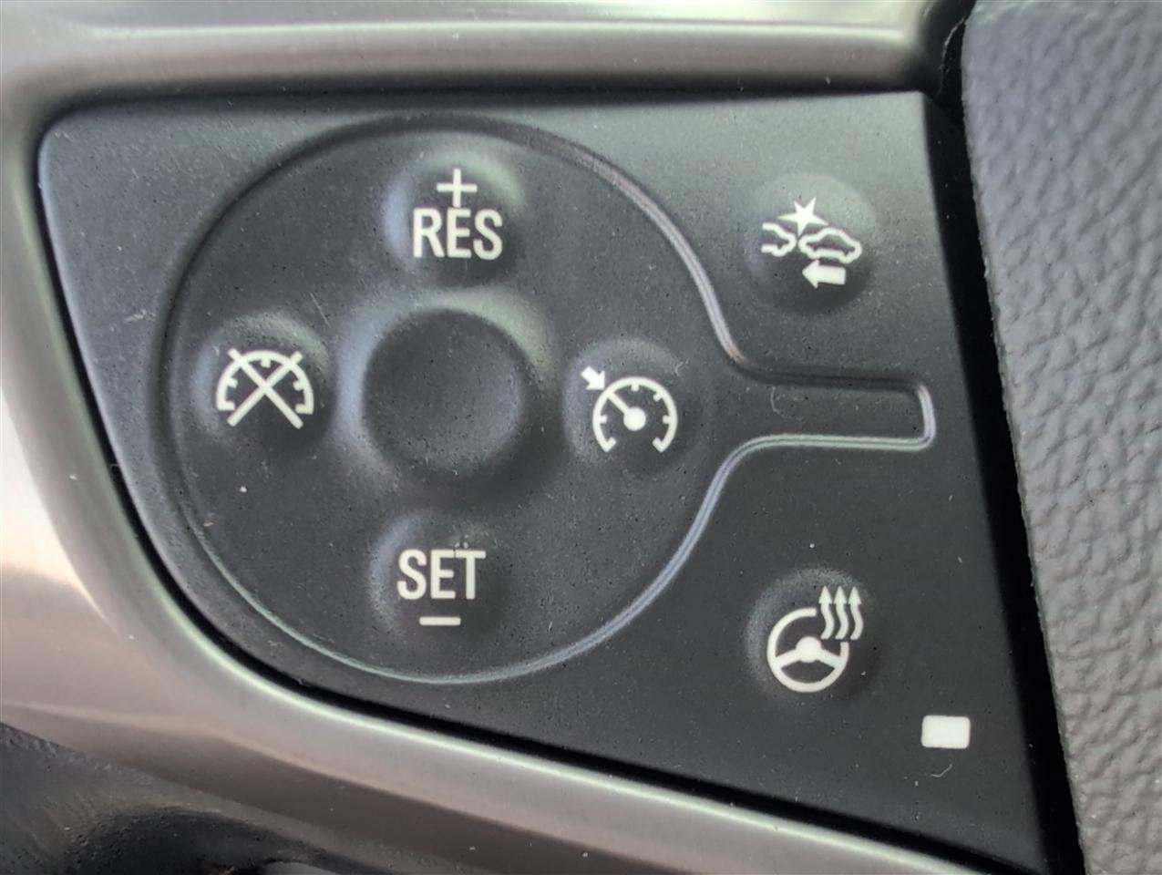 GMC Canyon photo 24