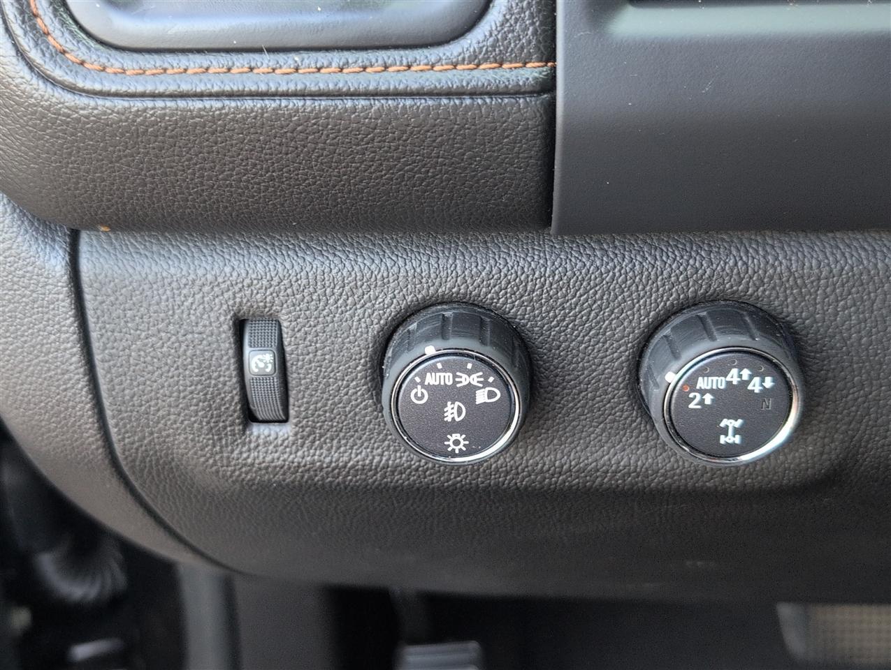 GMC Canyon photo 27