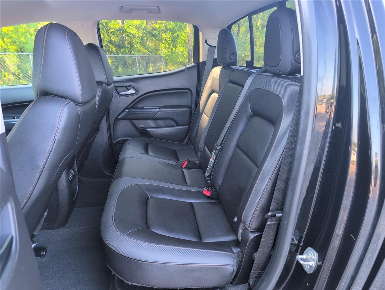 GMC Canyon photo 29