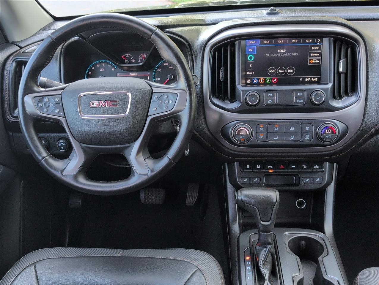 GMC Canyon photo 32