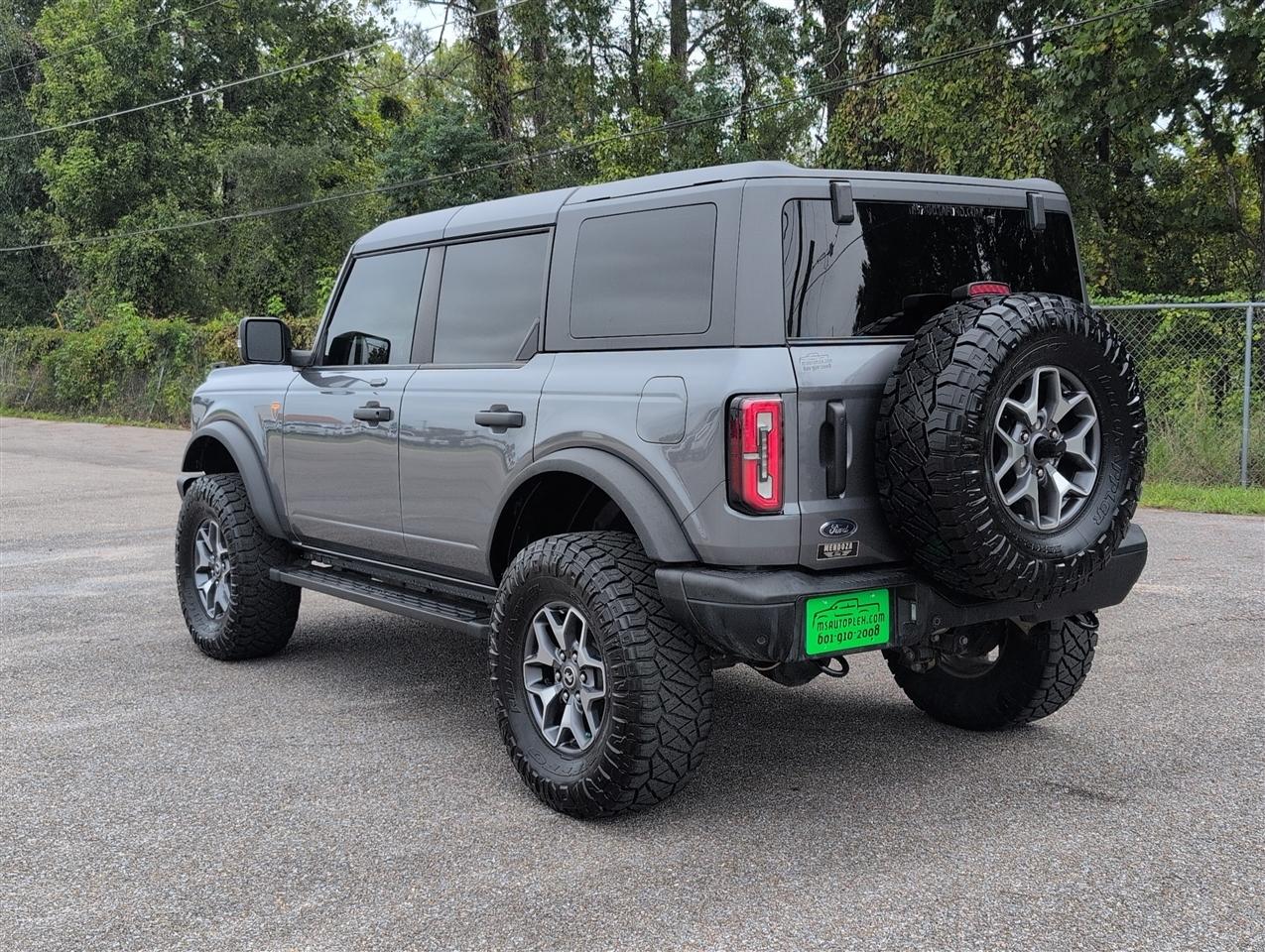 Ford Bronco photo 3