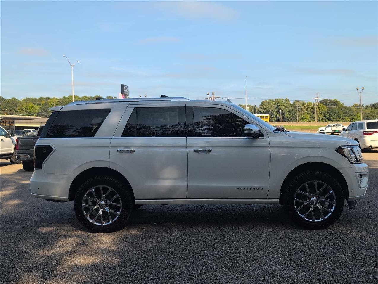 Ford Expedition photo 6