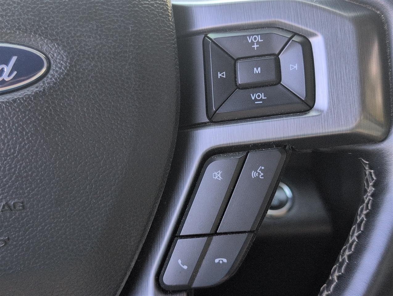 Ford Expedition photo 25