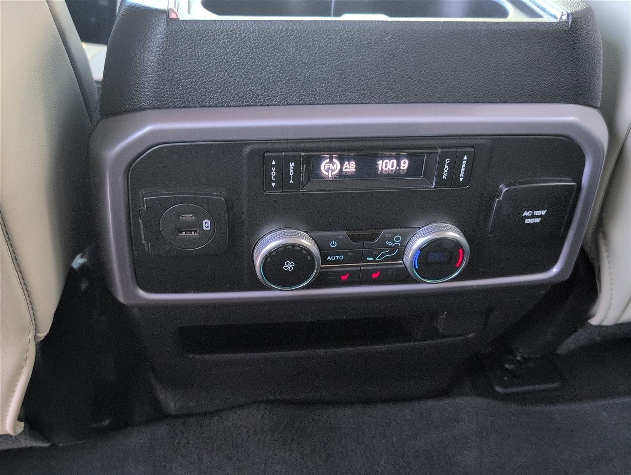 Ford Expedition photo 36