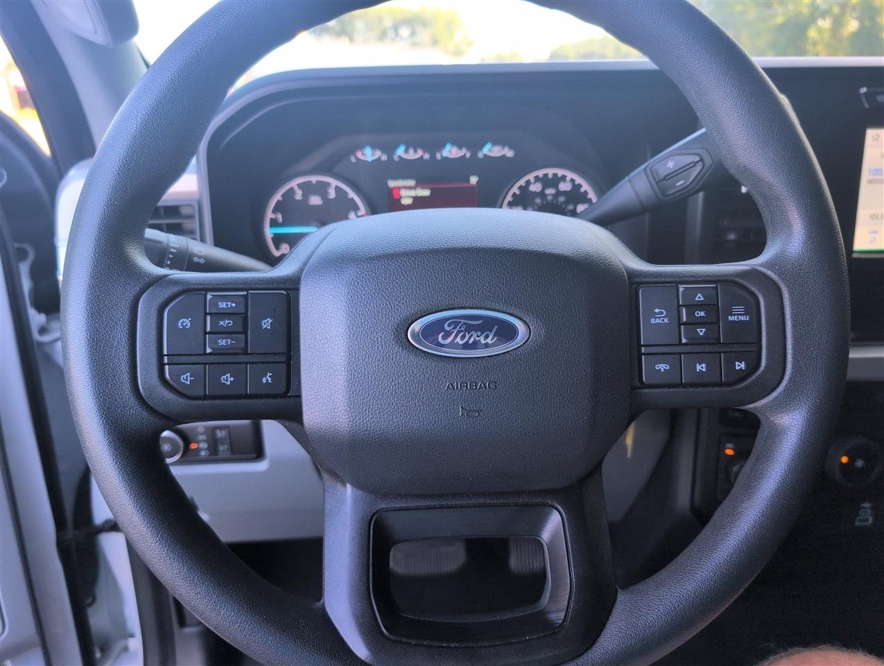 Ford F-250 photo 22