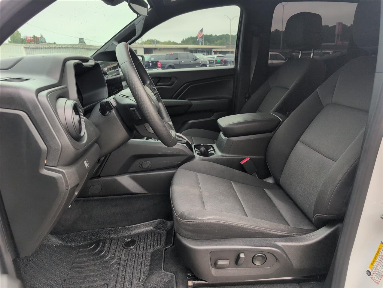 Chevrolet Colorado  2023