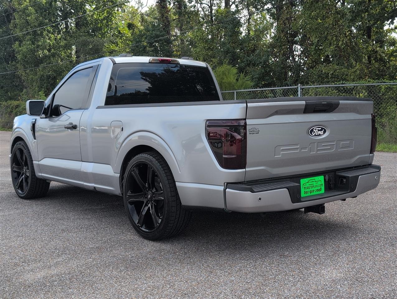 Ford F-150 photo 3