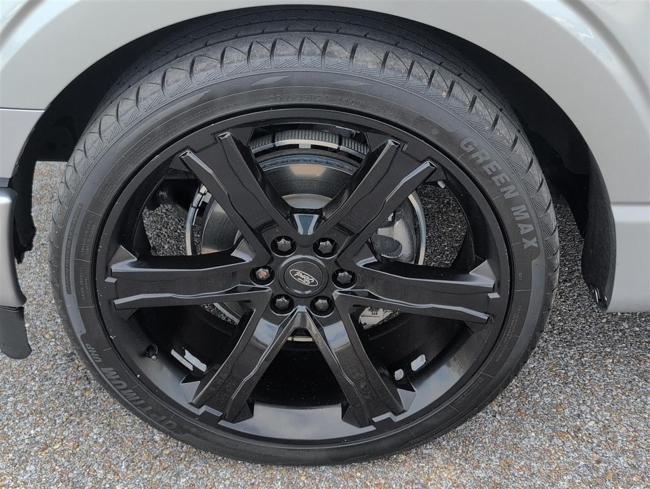 Ford F-150 photo 9