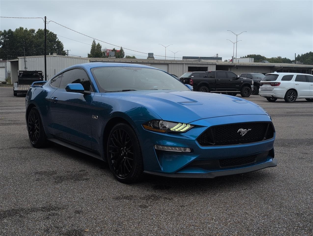 Ford Mustang photo 7