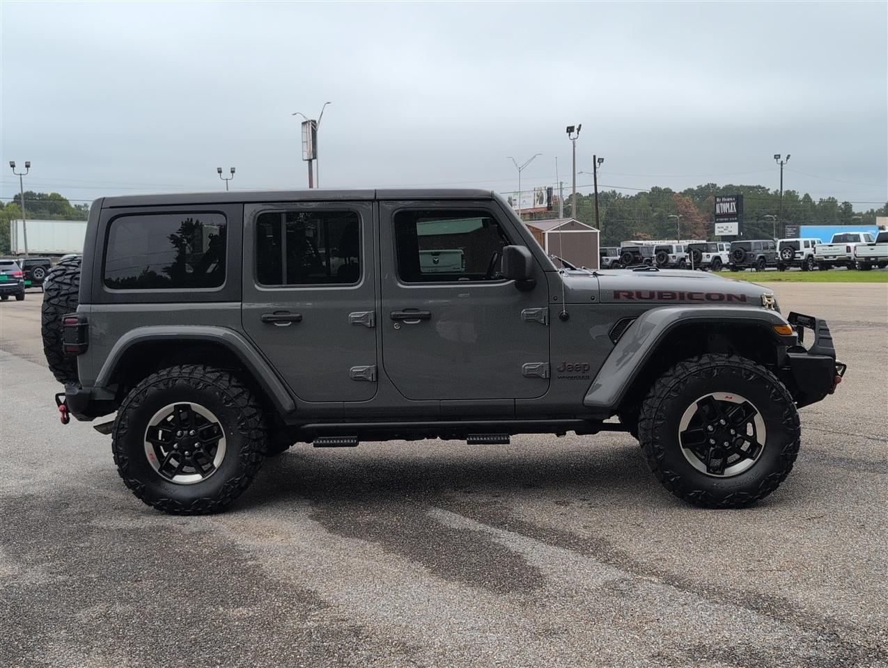 Jeep Wrangler photo 6