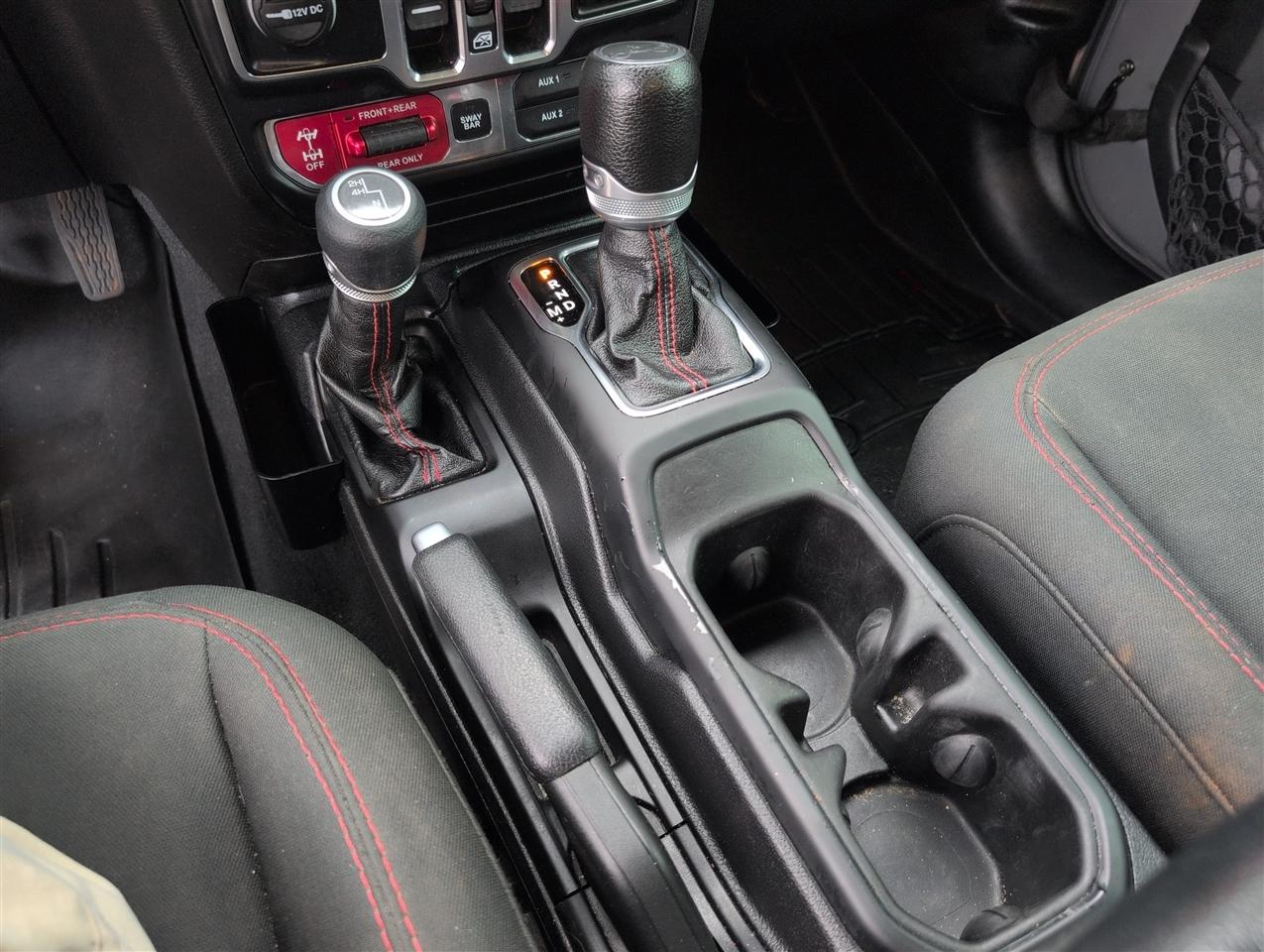 Jeep Wrangler photo 23