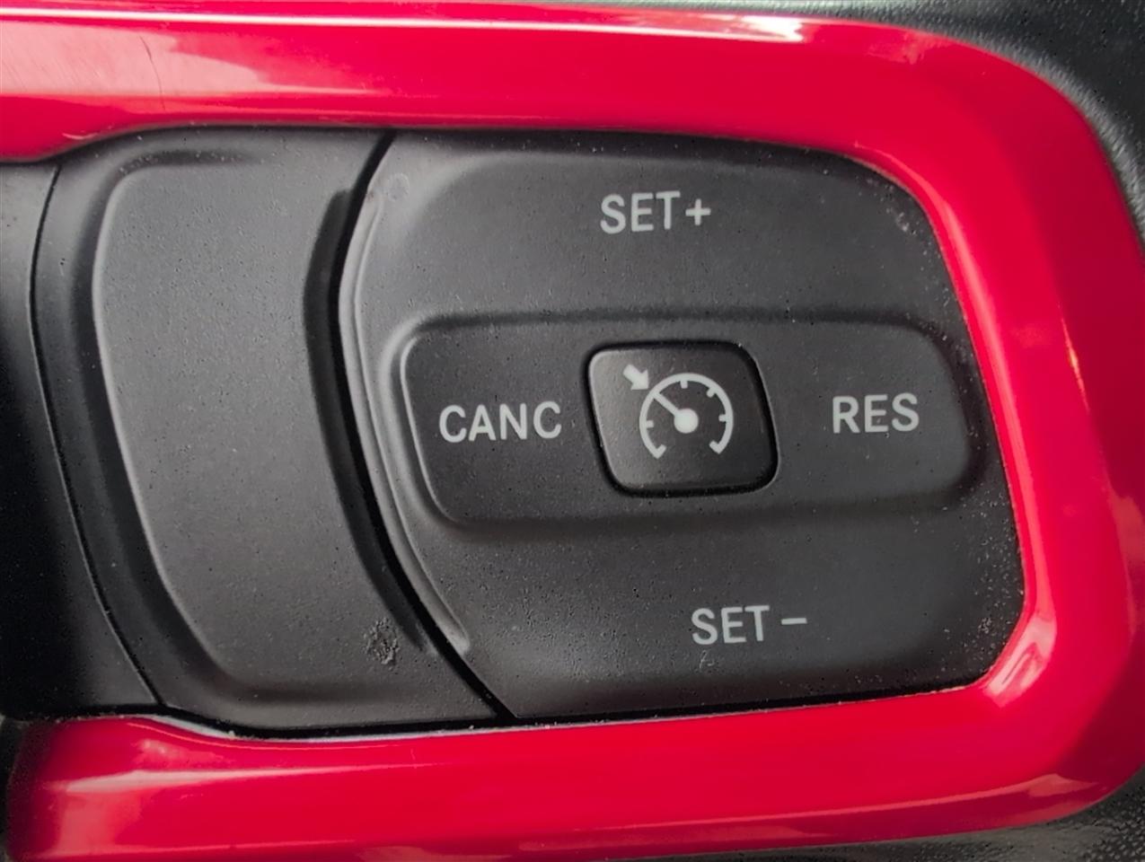 Jeep Wrangler photo 26