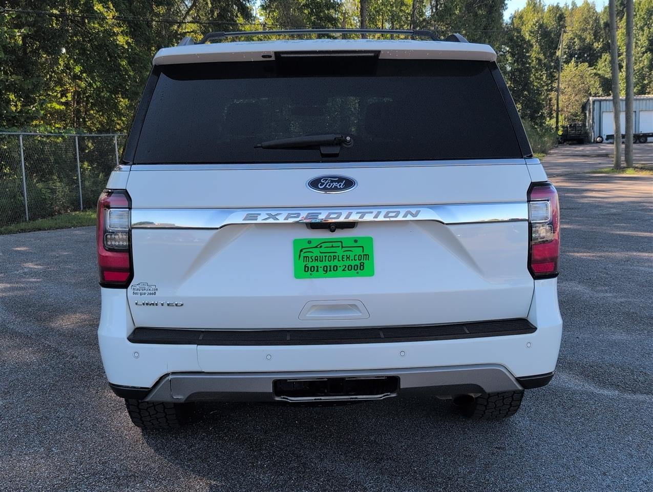 Ford Expedition  2021