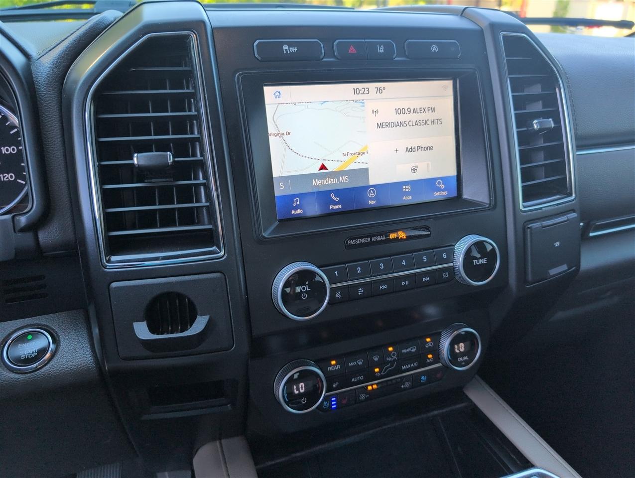 Ford Expedition  2021