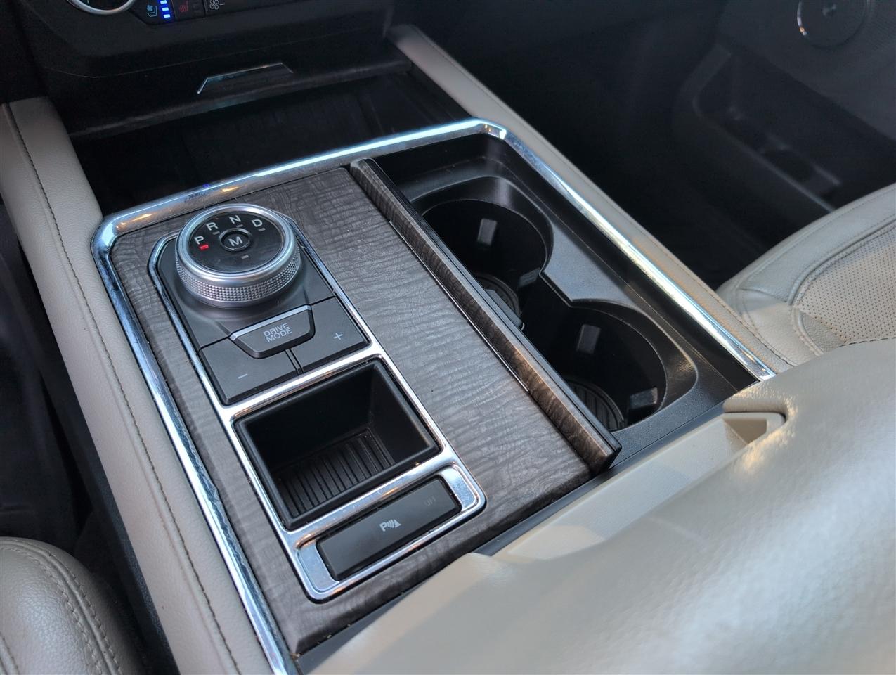 Ford Expedition  2021