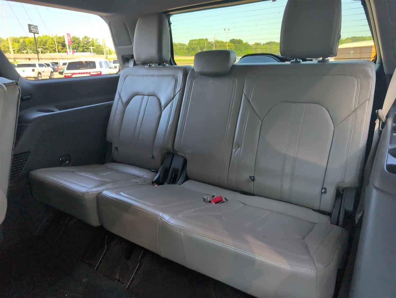 Ford Expedition  2021