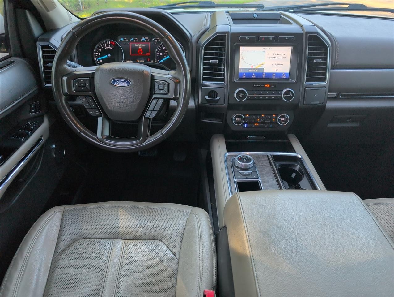 Ford Expedition  2021