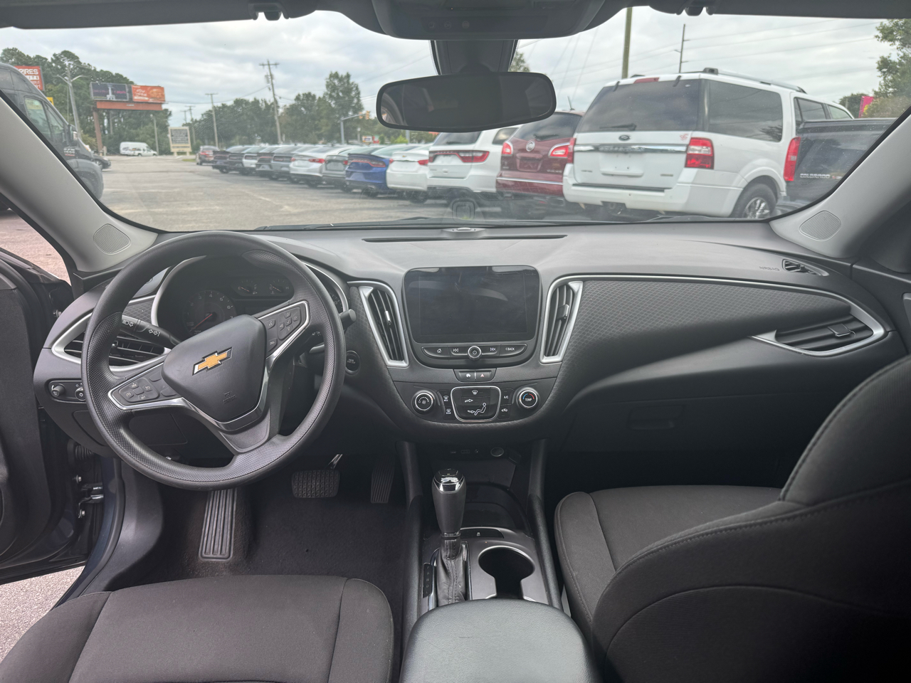 Chevrolet Malibu 4dr Sdn LS w/1LS 2020