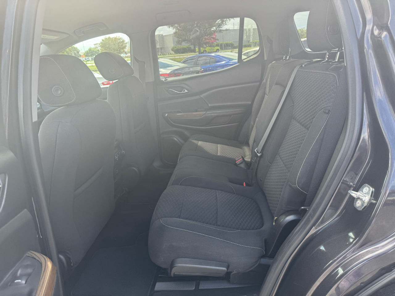 GMC Acadia FWD 4dr SLE w/SLE-1 2018