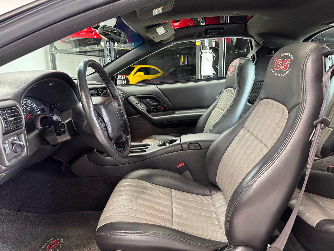 Chevrolet Camaro Z28 SS 2002