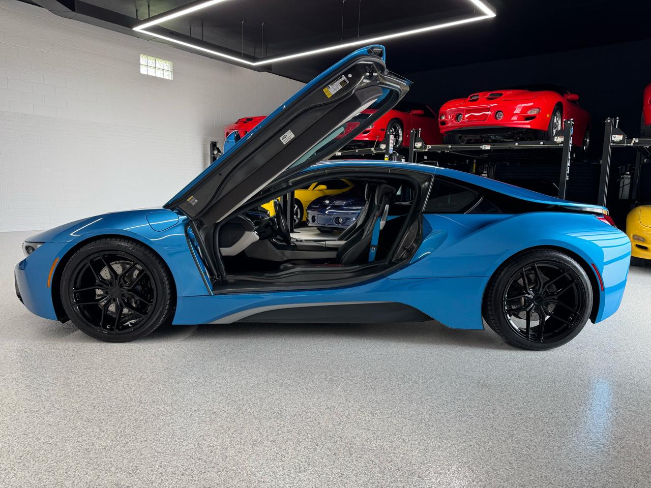 BMW i8 Coupe 2016