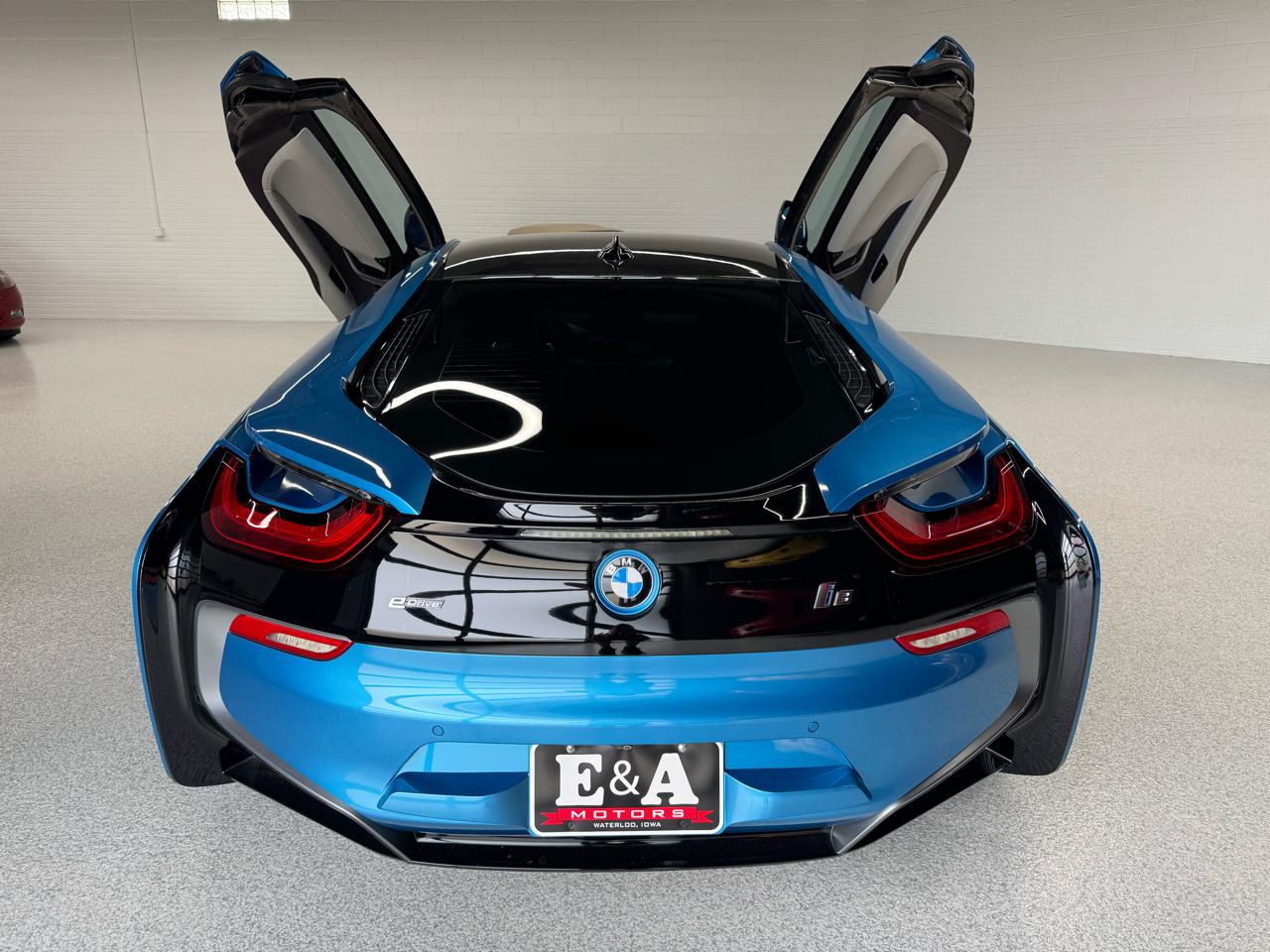 BMW i8 Coupe 2016