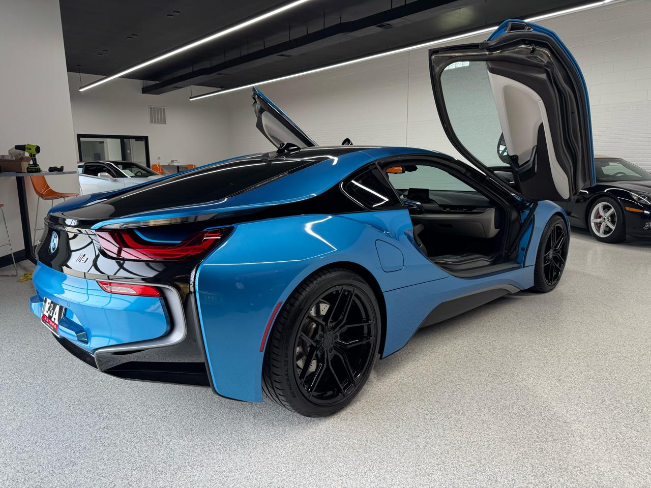 BMW i8 Coupe 2016