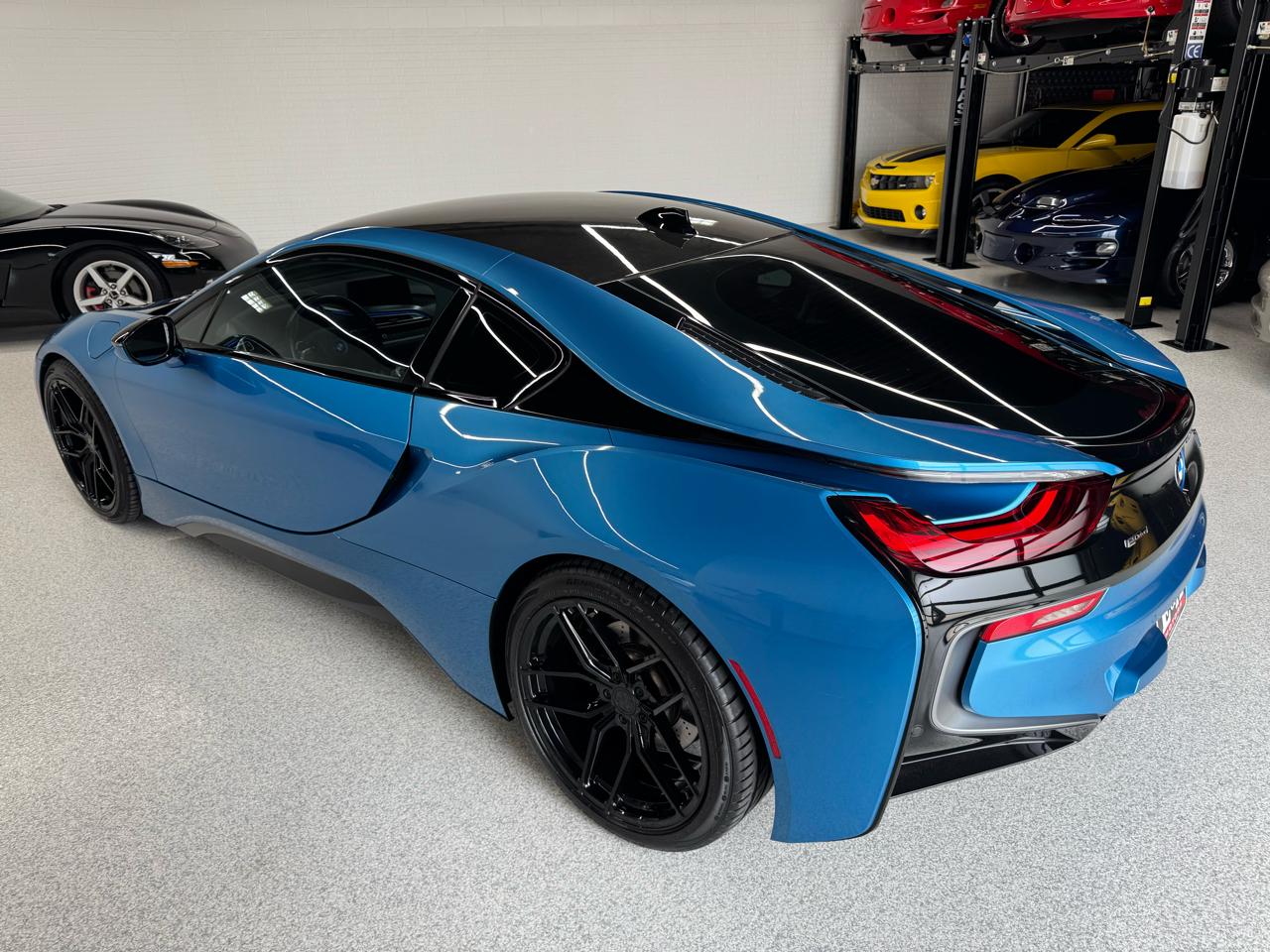 BMW i8 Coupe 2016