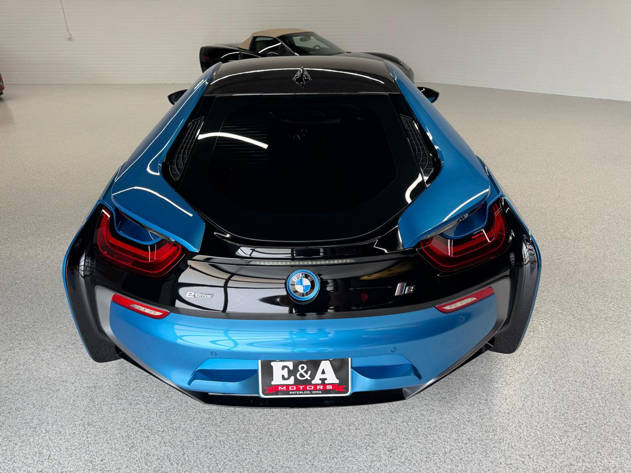 BMW i8 Coupe 2016