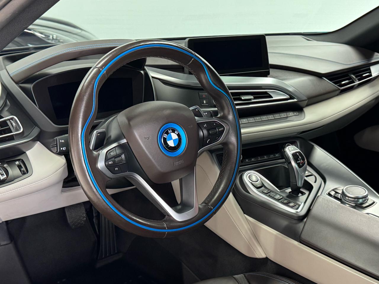 BMW i8 Coupe 2016