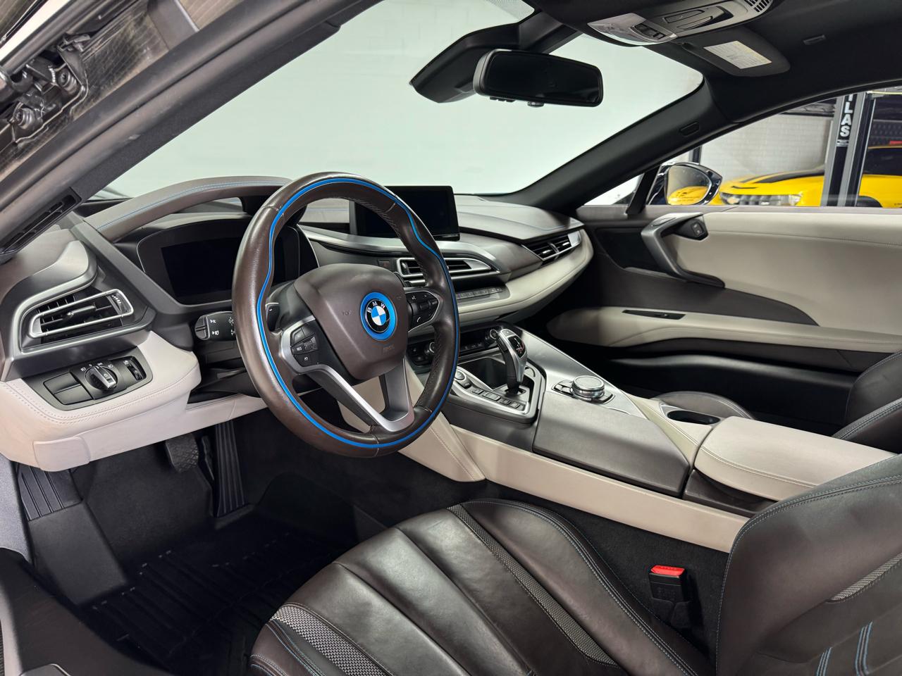 BMW i8 Coupe 2016
