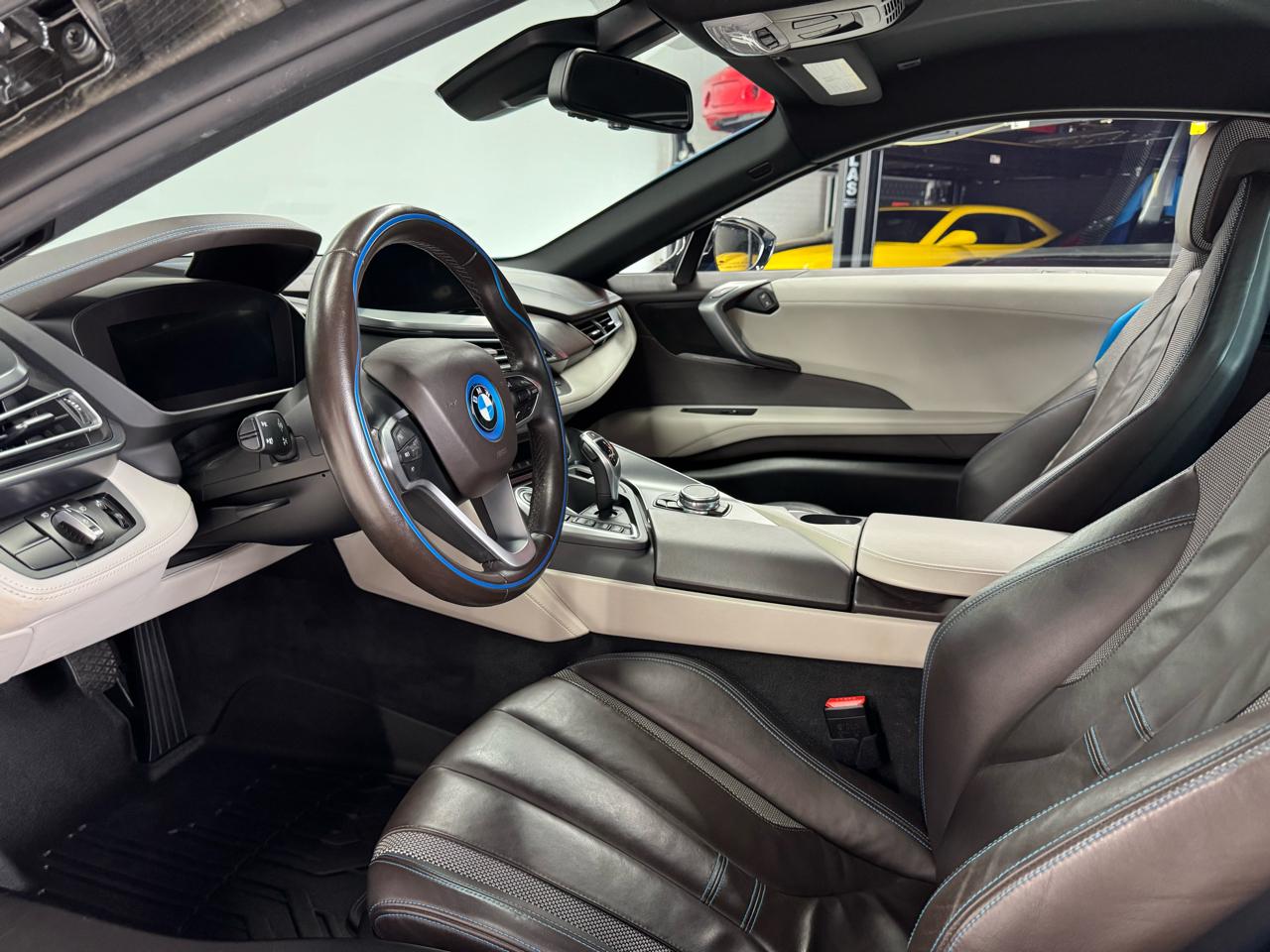 BMW i8 Coupe 2016