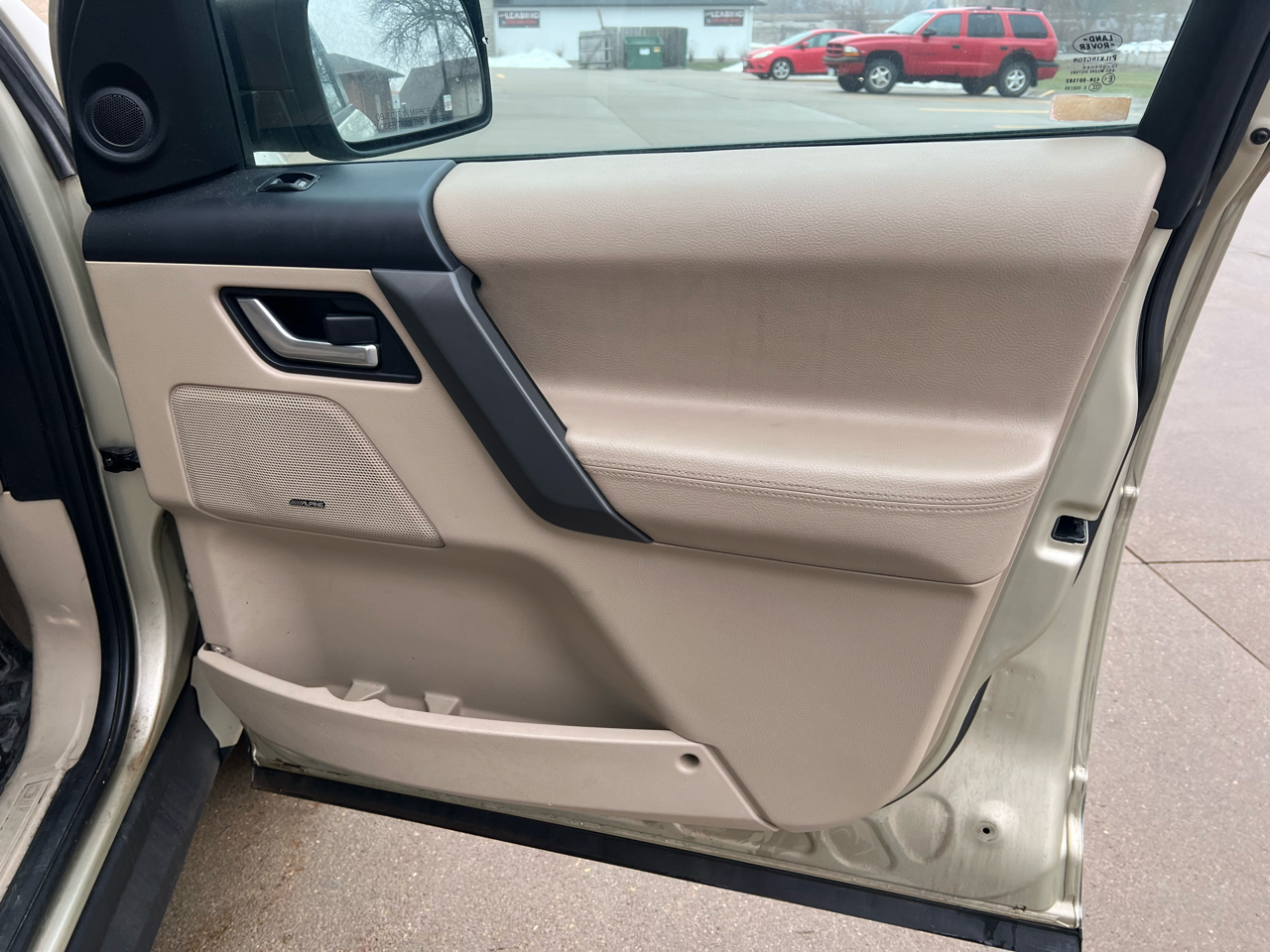 Land Rover LR2  2009