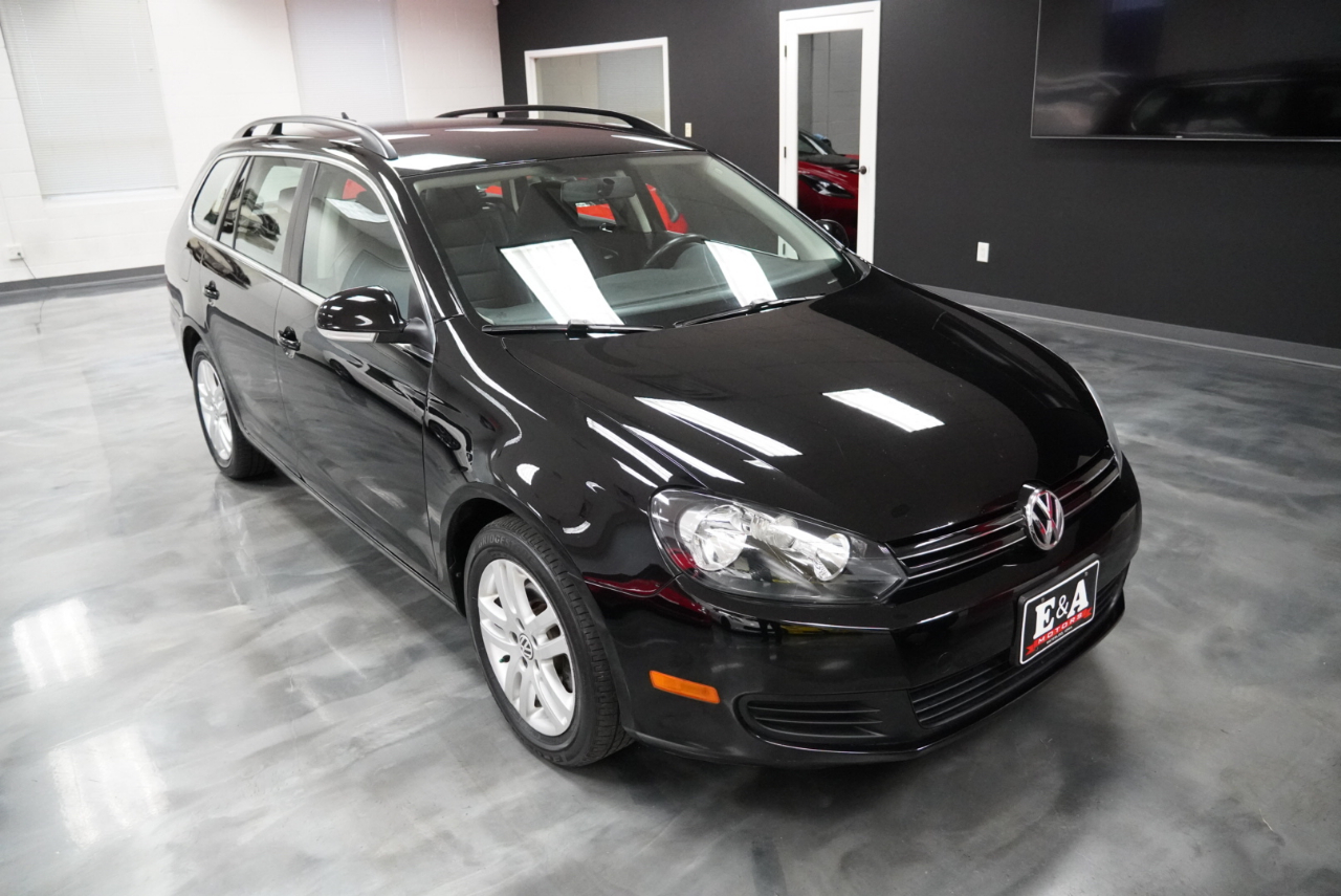 Volkswagen Jetta SportWagen  2011